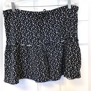 BRANDY MELVILLE SKIRT